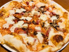 -JINNS锦时 steak&pizza(浸信会礼拜堂旧址店)