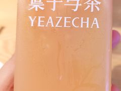 蜜桃优格-叶子与茶(苏宁广场店)