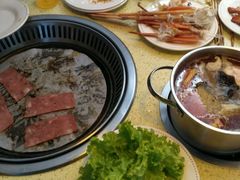 -鑫海汇海鲜烤肉火锅自助(七彩城店)
