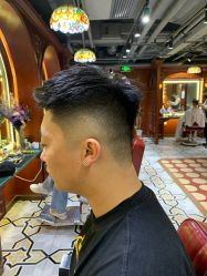 -海文先生国潮烫染男士理发馆