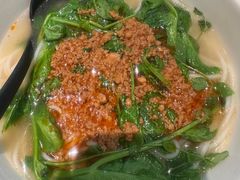 -蒙自源米线大王(东站店)