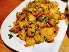渣渣土豆-三猫黑鱼花(南大店)