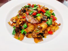 湘味腊猪脸-茶港食堂(武昌店)