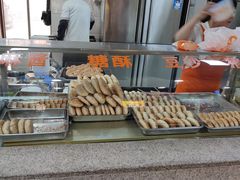 面包甜点陈列柜-隆盛园火勺馄饨面(十一纬路店)