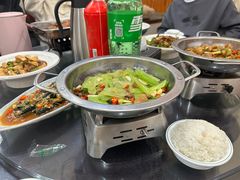 -湖南人家湘菜馆(镇江路店)