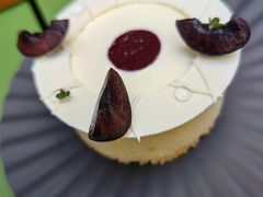 樱桃意式鲜奶酪-潮一不贰·法式甜品·生日蛋糕·西式简餐(外滩店)