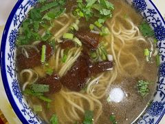 红烧牛肉拉面-清真兰州拉面(九龙湖店)