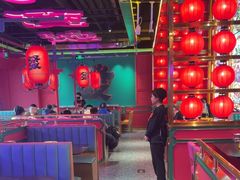 -多嘴超级肉蟹煲(杉杉国潮主题店)