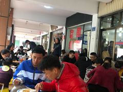 -建国蚵煎蚵面