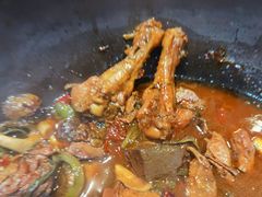 -挂旗柴锅鸡(蚌山区嘉年华店)