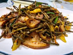 陕南干豇豆炒腊肉-钟记家菜(红专南路店)