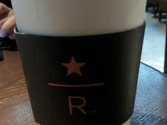 -星巴克臻选(广州高德置地秋广场店)