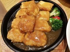 -峨嵋小镇·川菜(勒泰中心店)