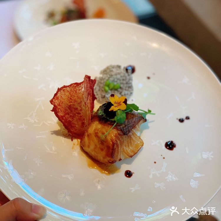 环境优雅娴静的小洋房美食