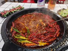 -虎贲三拖八老火锅(洋人街店)