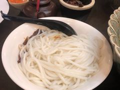 -刘老头云南过桥米线