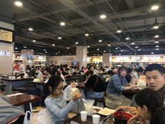 -胖东来生活广场(健康路店)
