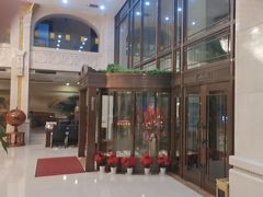 -碧中海汤泉汗蒸酒店