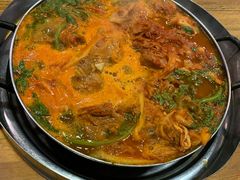土豆排骨火锅-喇喇排骨火锅·传统韩式脊骨汤(望京西园总店)