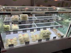 -白玉兰食品(中山公园龙之梦店)