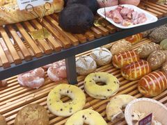 -焙丽拾光(麦凯乐直营店)