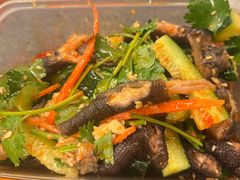 招牌凤爪-双福饺子营餐厅(财富广场店)
