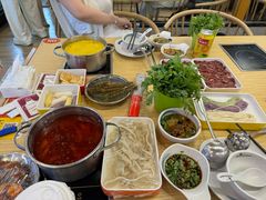 -杨老板·海鲜集市火锅·鲜切牛肉(中防万宝店)