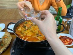 -亲昵春川鸡排(韩国美食街店)