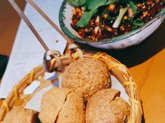 -包整·丝娃娃(一览甲秀楼风景店)