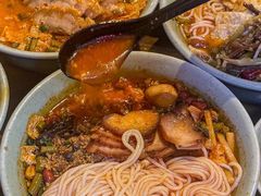 -粉家柳州螺蛳粉(杨宅路店)
