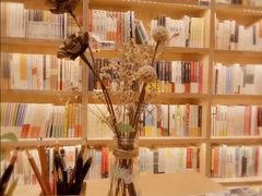 -猫的天空之城概念书店(杭州南宋御街店)