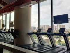 -奇迹健身金茂汇店