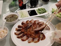 新雅片皮鸭-新雅粤菜馆(南京东路店)