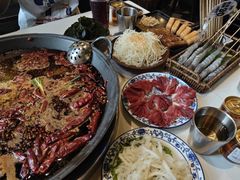 -卤校长老火锅(杨家坪直营店)