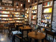 -晓风书屋(大学路店)