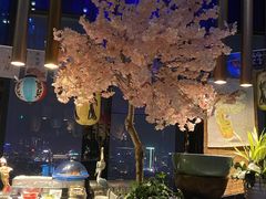 -唐拉雅秀酒店-西锦汇空中BBQ·思创餐厅