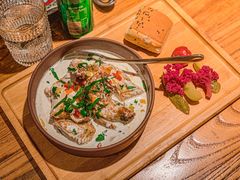 格鲁吉亚蒜香烤鸡-格鲁·秀色Georgia’s Feast