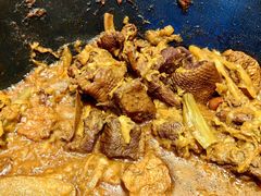 -山河屯铁锅炖·非遗东北菜(南山店)