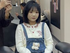 -鸿通城购物中心