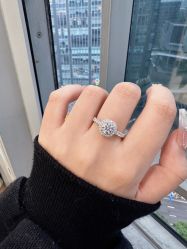 -Zbird钻石小鸟·钻戒婚戒定制高端珠宝私人定制中心