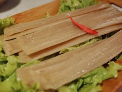 -尚尚仙·酸汤猪手·猪肚鸡火锅(华联万柳购物中心店)