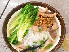 清汤牛杂粉-繁仔牛杂(石排店)