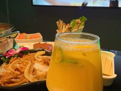 -唯爱KTV聚会餐厅(仙林东城汇店)