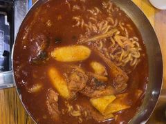 -喇喇排骨火锅·传统韩式脊骨汤(望京西园总店)
