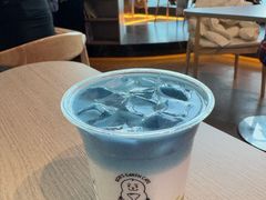 -抱抱地球咖啡馆(国家海洋博物馆店)