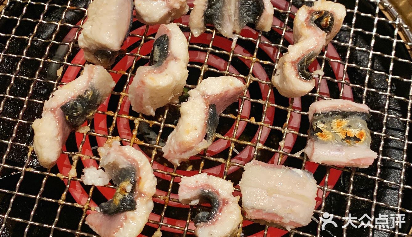 郑州美食｜韩餐届“天花板”🍱烤活鳗鱼好吃晕
