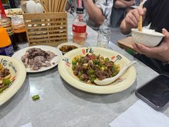 -何永光123鲜牛肉馆(1号店)