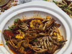 -肥肥虾庄·金牌油焖大虾(首义路店)