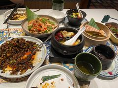 -云海肴·汽锅鸡·云南菜(天山百盛优客店)