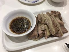 手抓羊肉-尹兰楼西北风情餐厅(嘉定店)